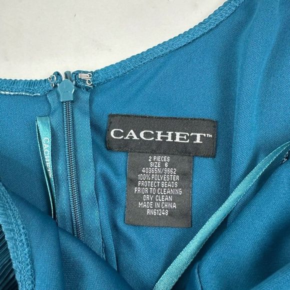 Cachet Teal Plisse Top Satin Formal Gown Dress Long Sleeveless Size 6 Zip Back - Picture 10 of 13